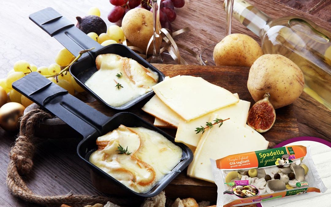 Raclette di formaggio e Funghi Trifolati Spadella il gusto - Ricette in  cinque minuti
